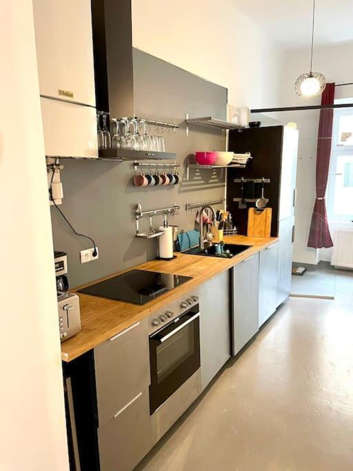 Klimatisierte Sehr Zentrale Wohnung-Loftstyle- Відень Екстер'єр фото